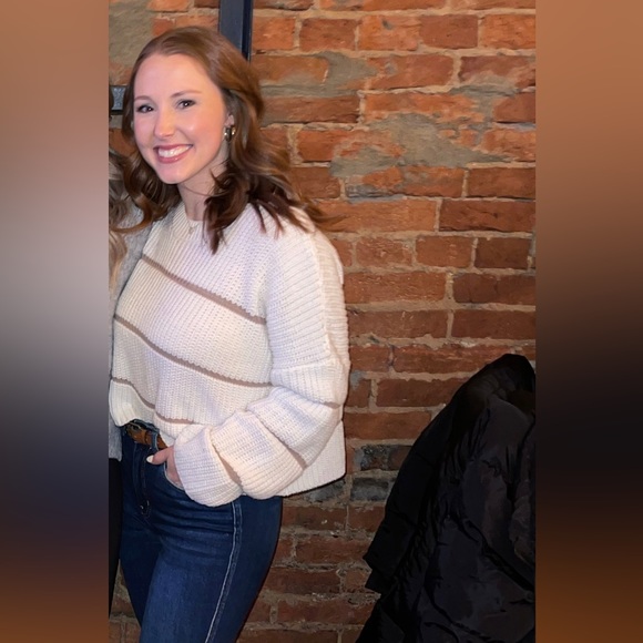 Moon & madison size medium sweater - Picture 6 of 6